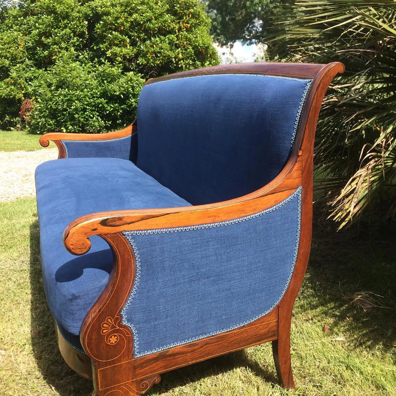 Cabriolet bleu